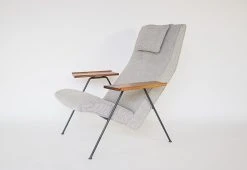 N/A Robin Day Reclining Chair