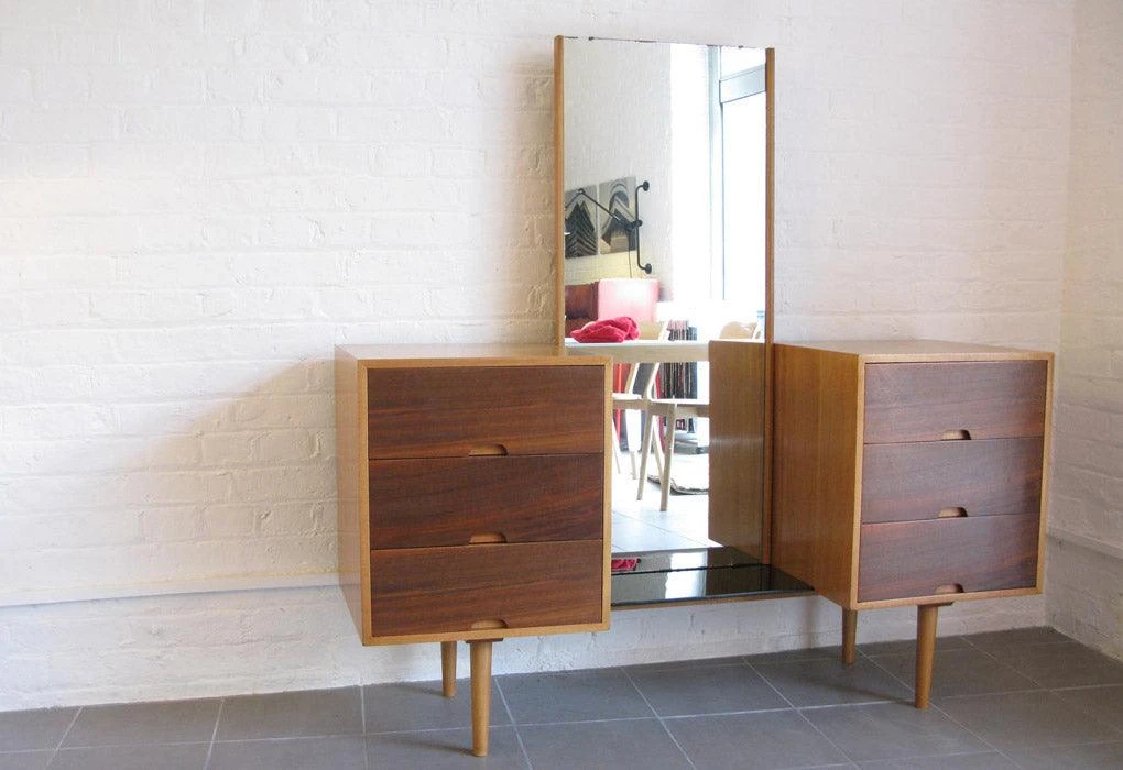 Herman Miller Day, Hilleplan Dresser, 1952