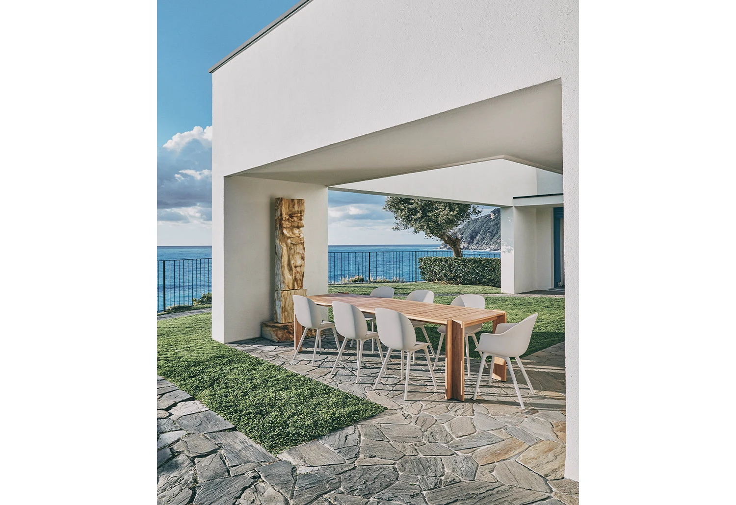 Gubi Atmosfera Outdoor Dining Table - Image 9