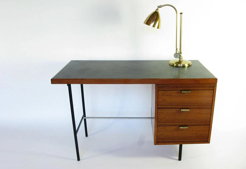 N/A Hilleplan Junior Desk, 1952