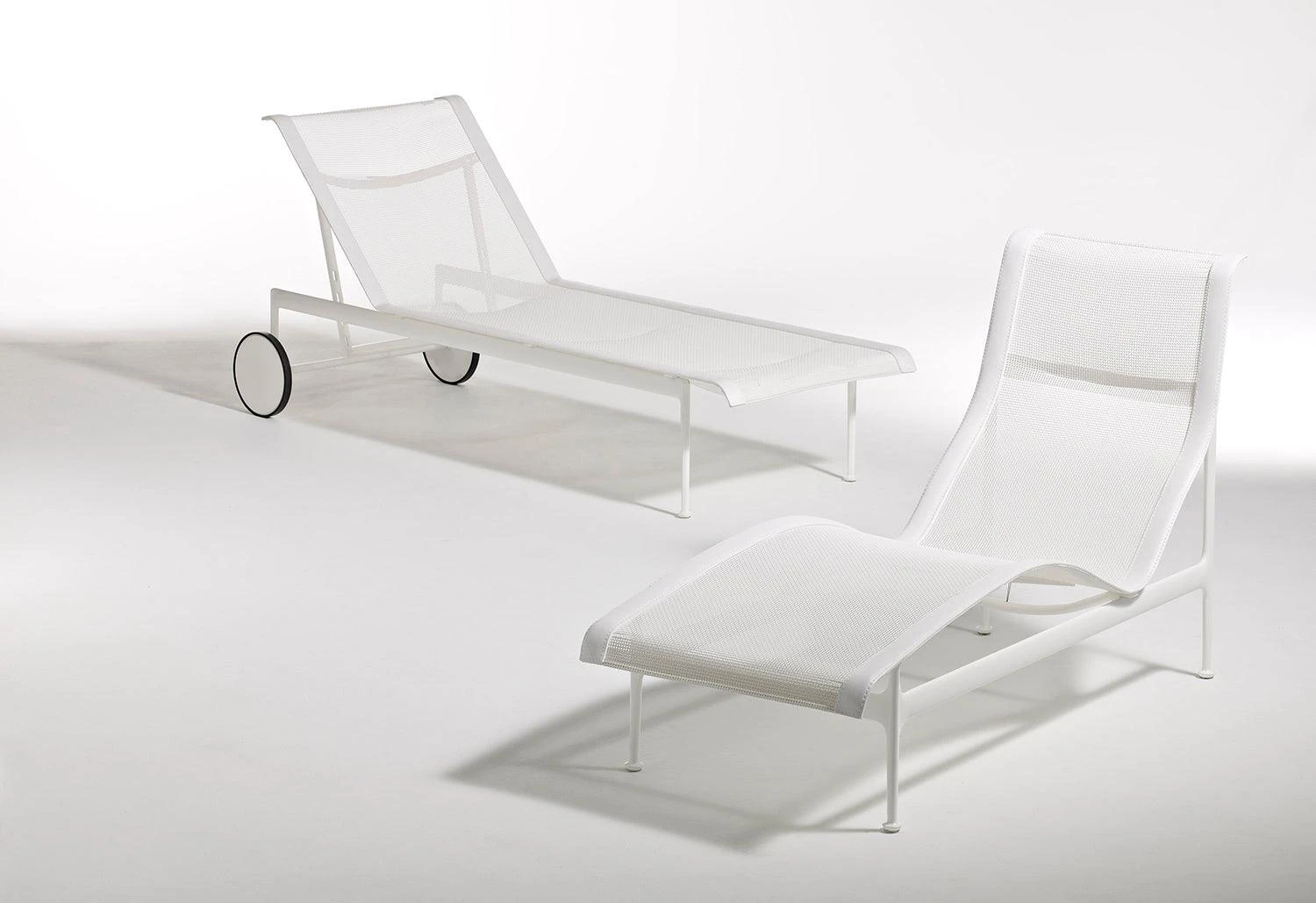 Knoll 1966 Outdoor Contour Chaise, 1966 - Image 6