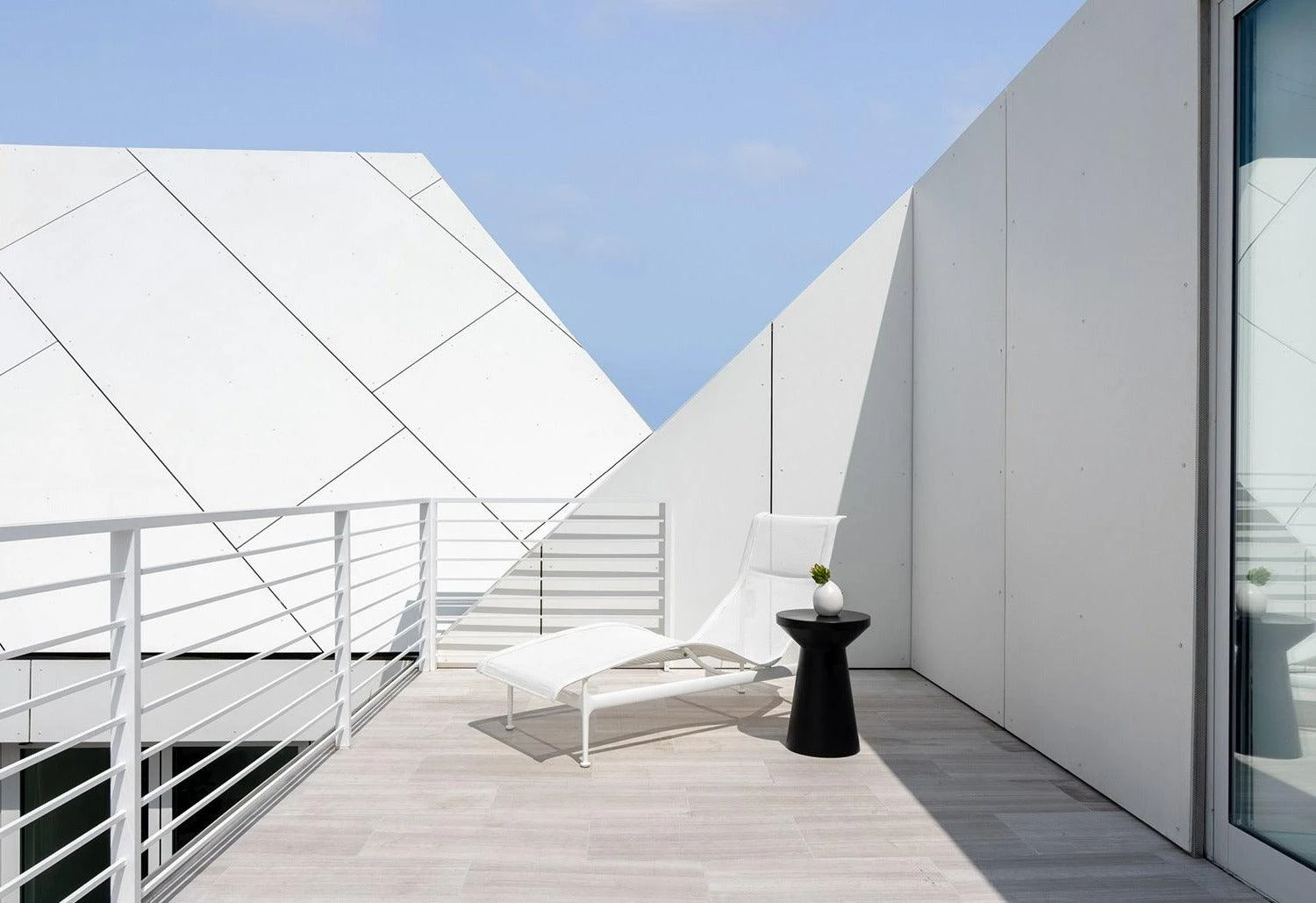 Knoll 1966 Outdoor Contour Chaise, 1966 - Image 2