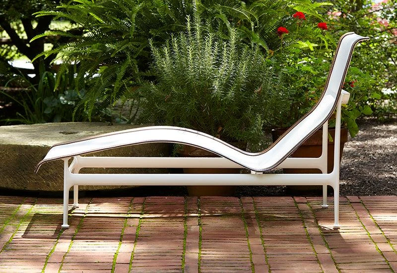 Knoll 1966 Outdoor Contour Chaise, 1966 - Image 8