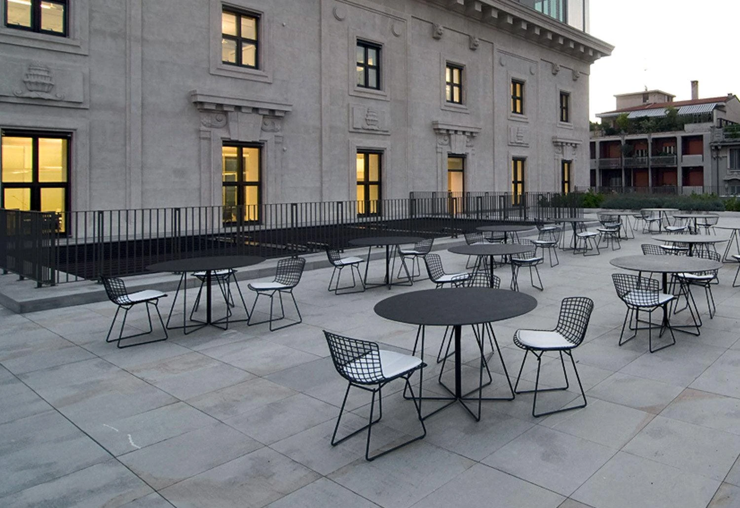 Knoll Bertoia Outdoor Chair, 1952 - Image 7