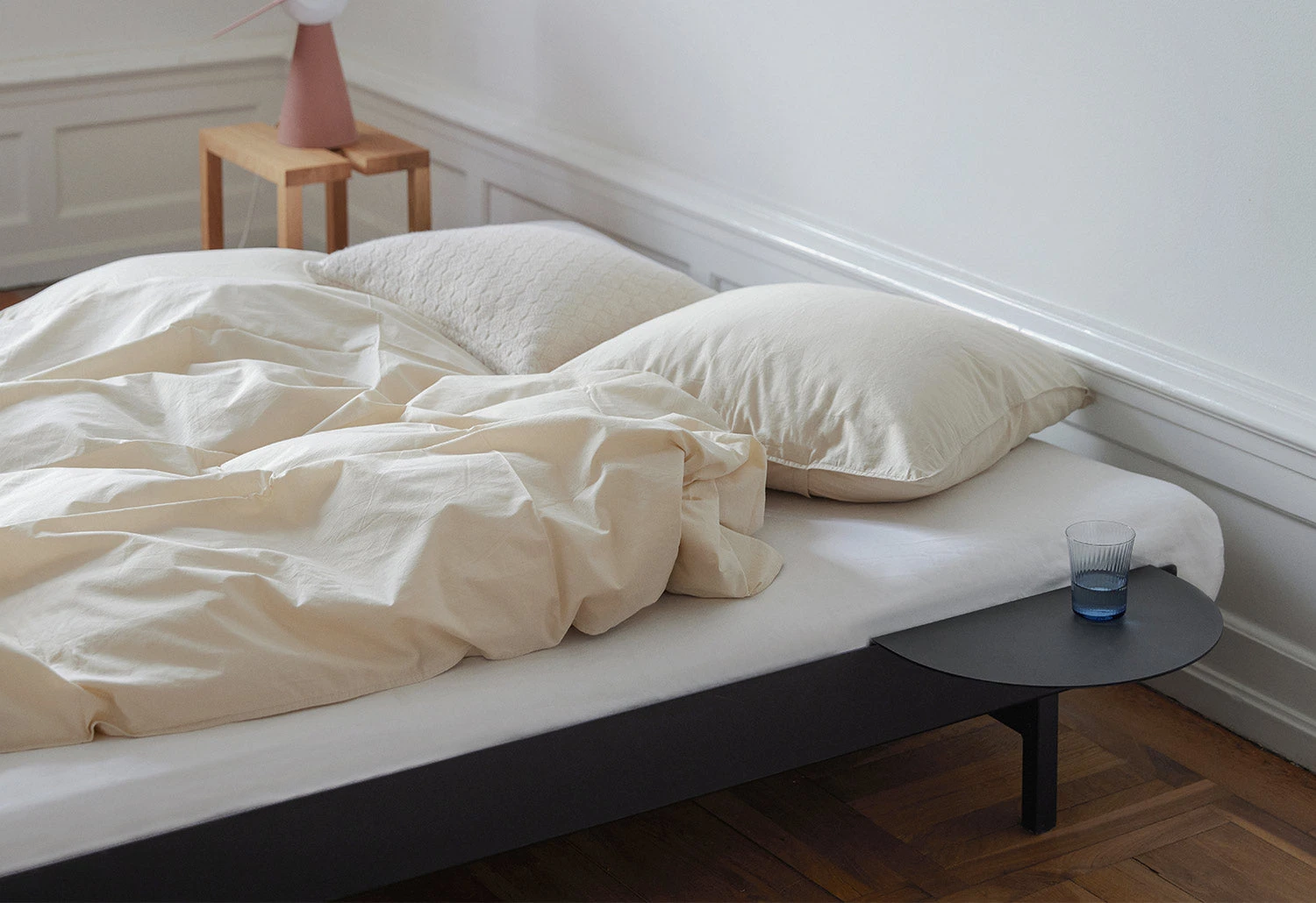 Moebe 90 - 180cm Bed, 2021 - Image 4