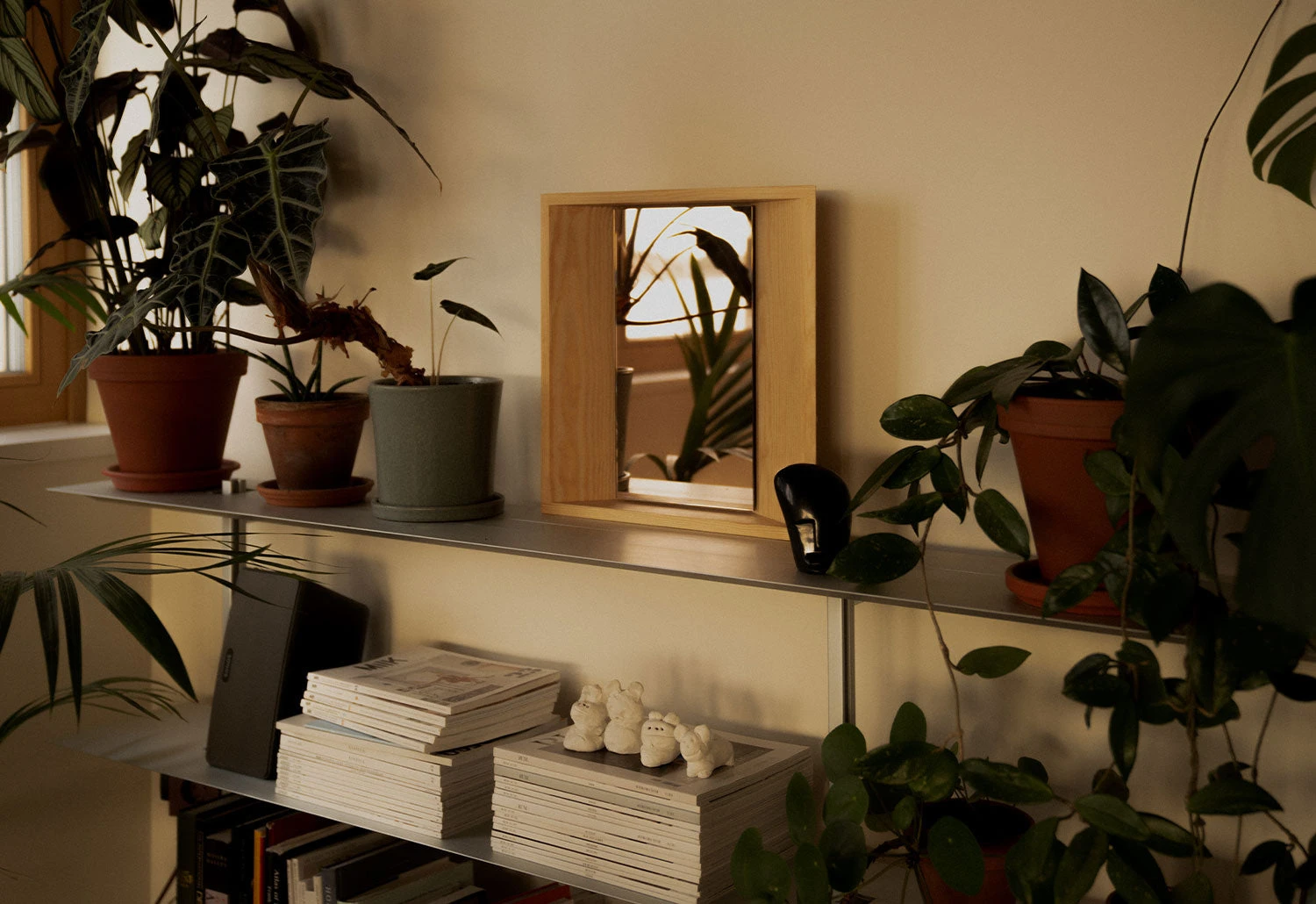 Vaarnii 007 Alter Mirror - Image 2